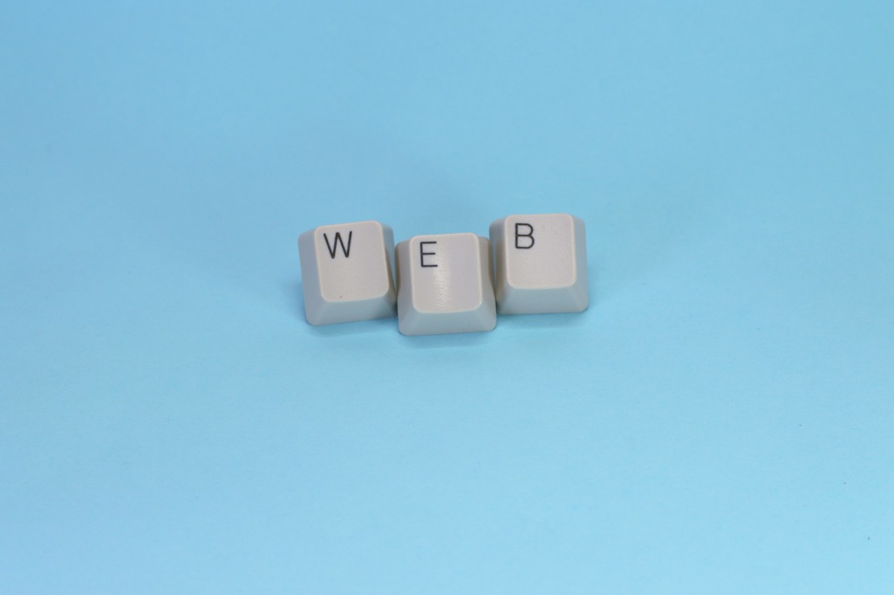 Топ-10 бесплатных конструкторов сайтов для малого бизнеса в 2025