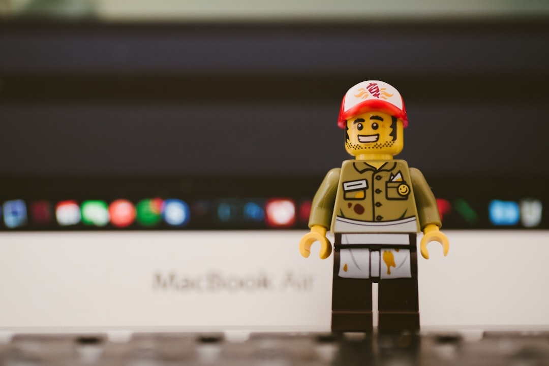 Топ-10 бесплатных конструкторов сайтов: плюсы, минусы, особенности